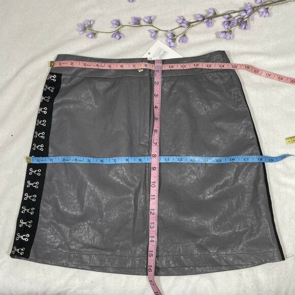 NWT $128 LF Seek Label Faux Leather Hook & Eye Side Skirt Grey [ Medium ]‎ #3920 - Picture 10 of 12